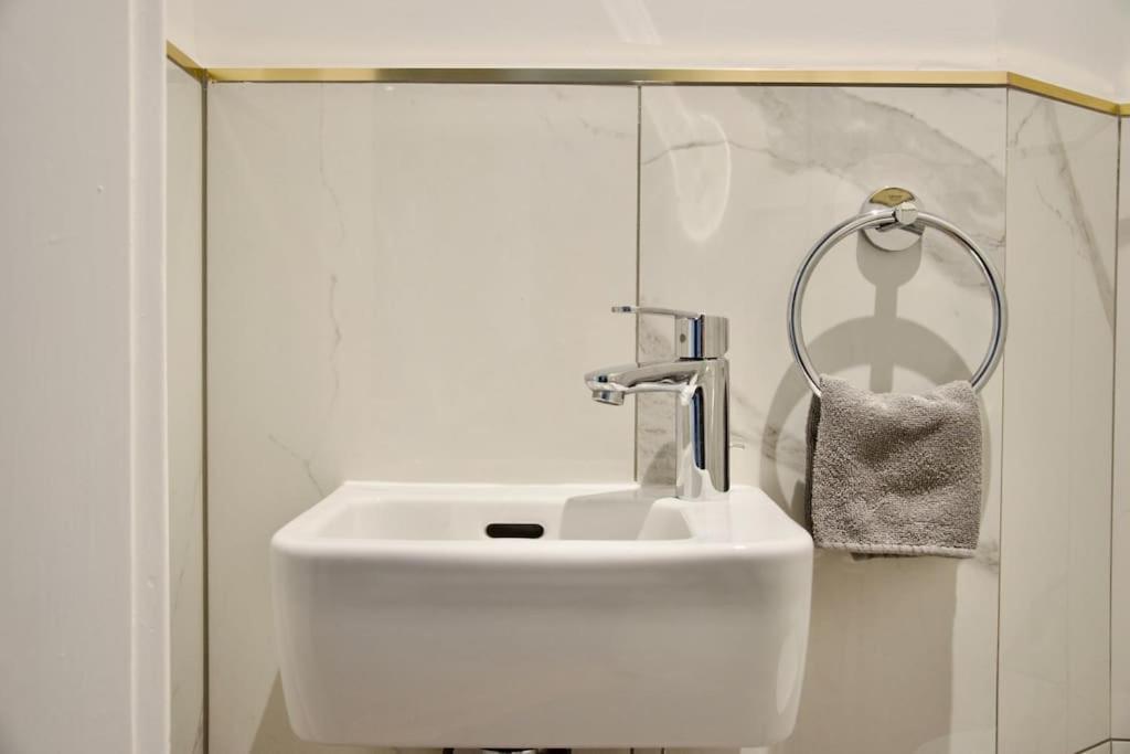 Premium By Hi - 2 Bedroom - View Apartman Budapest